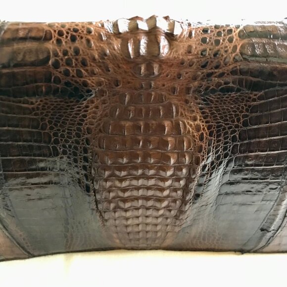 IRV Crocodile Vintage Leather Bag with Adjustable Strap - Picture 12 of 15